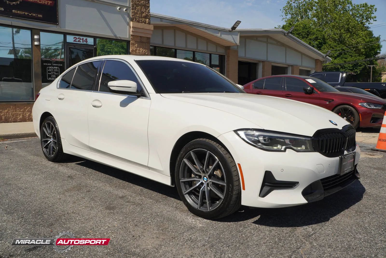 Used 2019 BMW 330i xDrive Sedan w/ Convenience Package AWD/4WD image 9