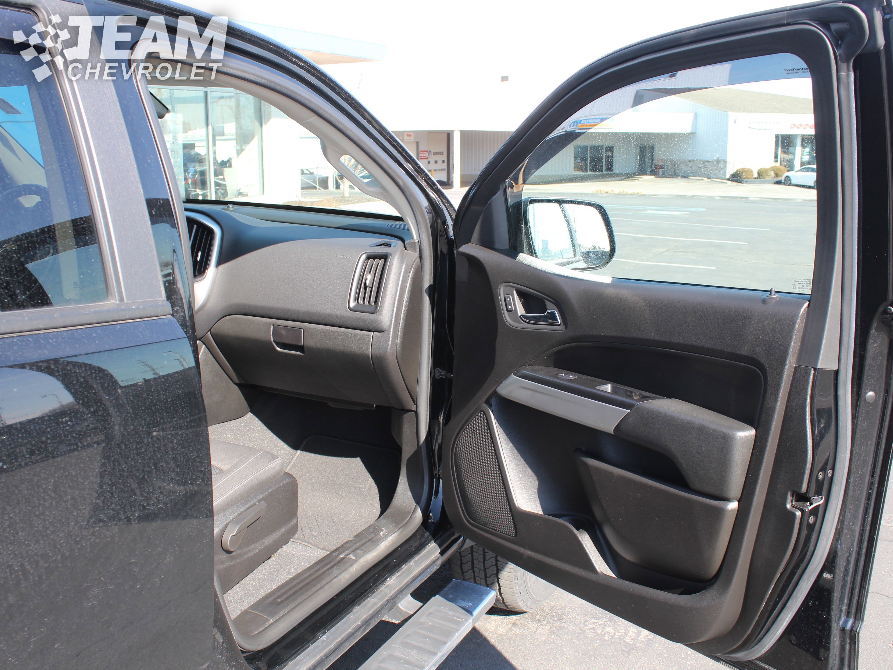 Certified 2021 Chevrolet Colorado LT w/ LT Convenience Package image 25