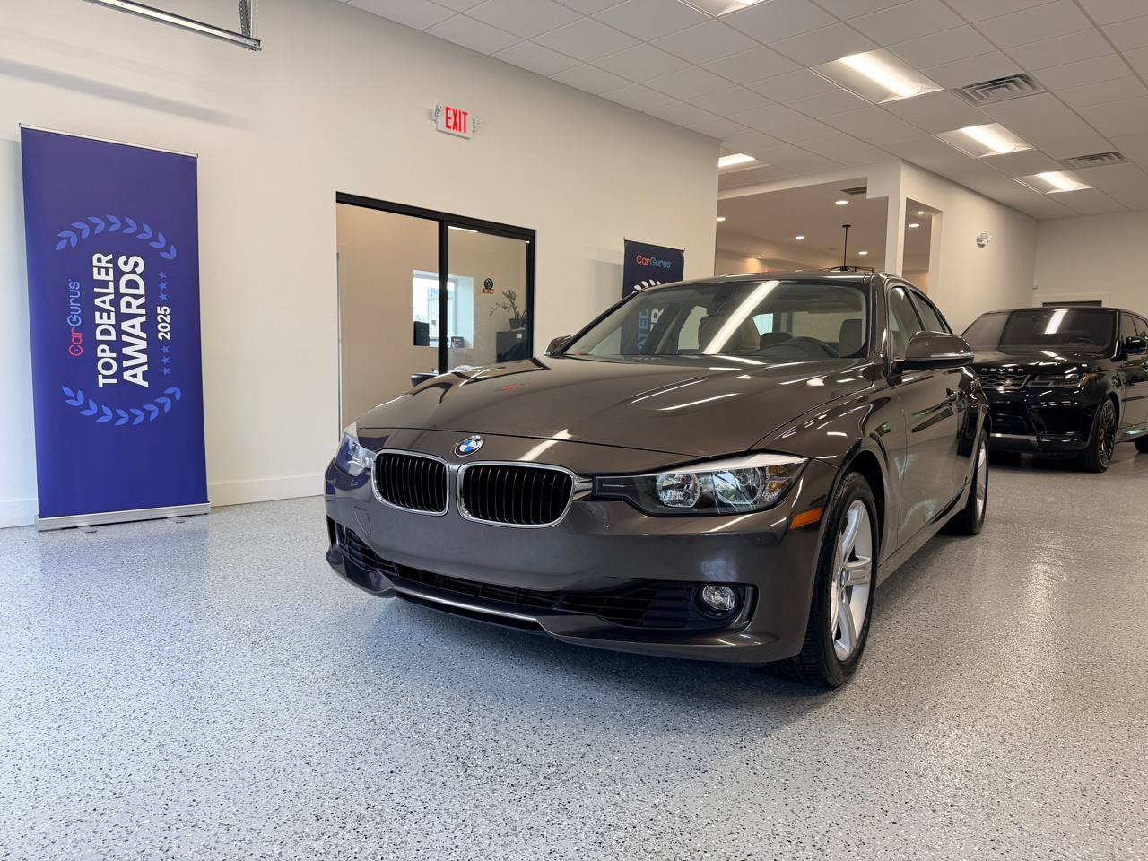 Used 2012 BMW 328i Sedan RWD image 3