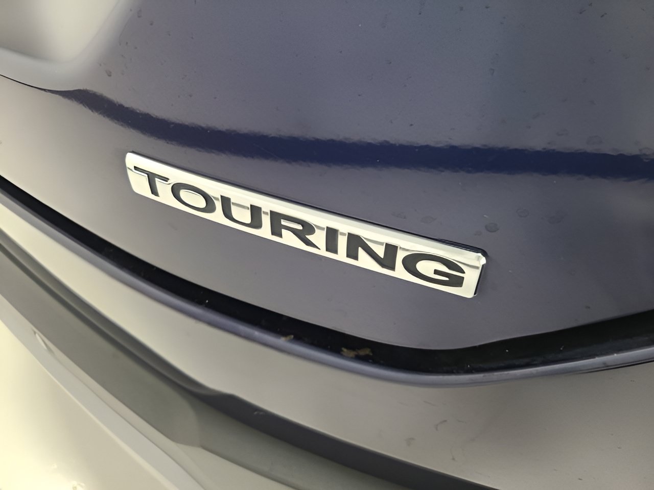 Used 2024 Honda Pilot Touring image 8