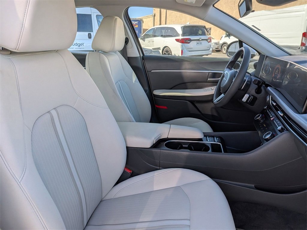 Used 2025 Hyundai Sonata SEL image 29