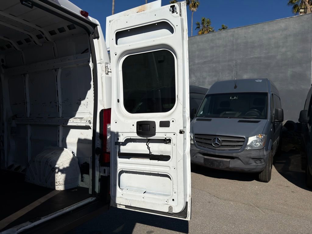 Used 2021 RAM ProMaster 2500 image 12
