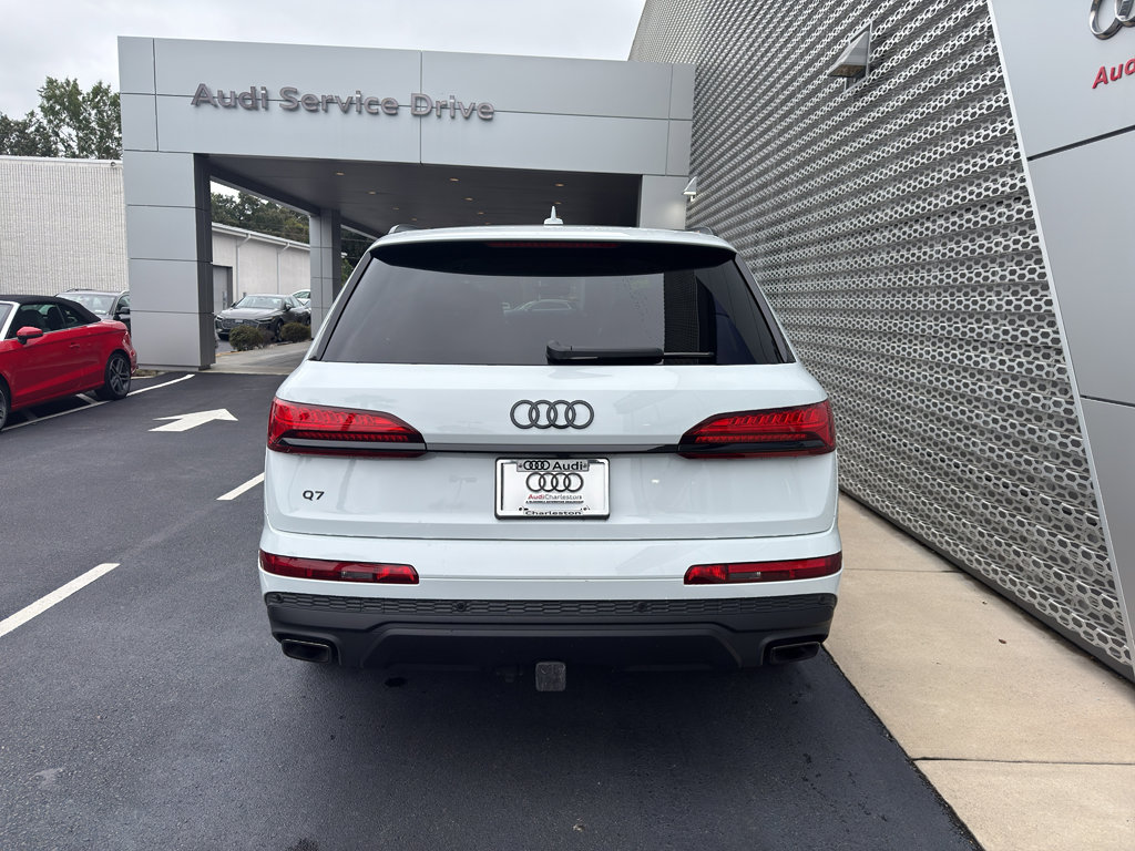 Used 2025 Audi Q7 3.0T Premium Plus w/ Premium Plus Package image 4