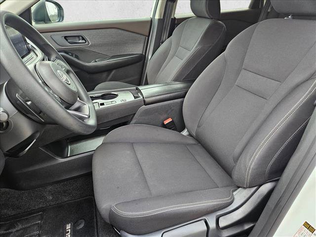Used 2023 Nissan Rogue S FWD image 15