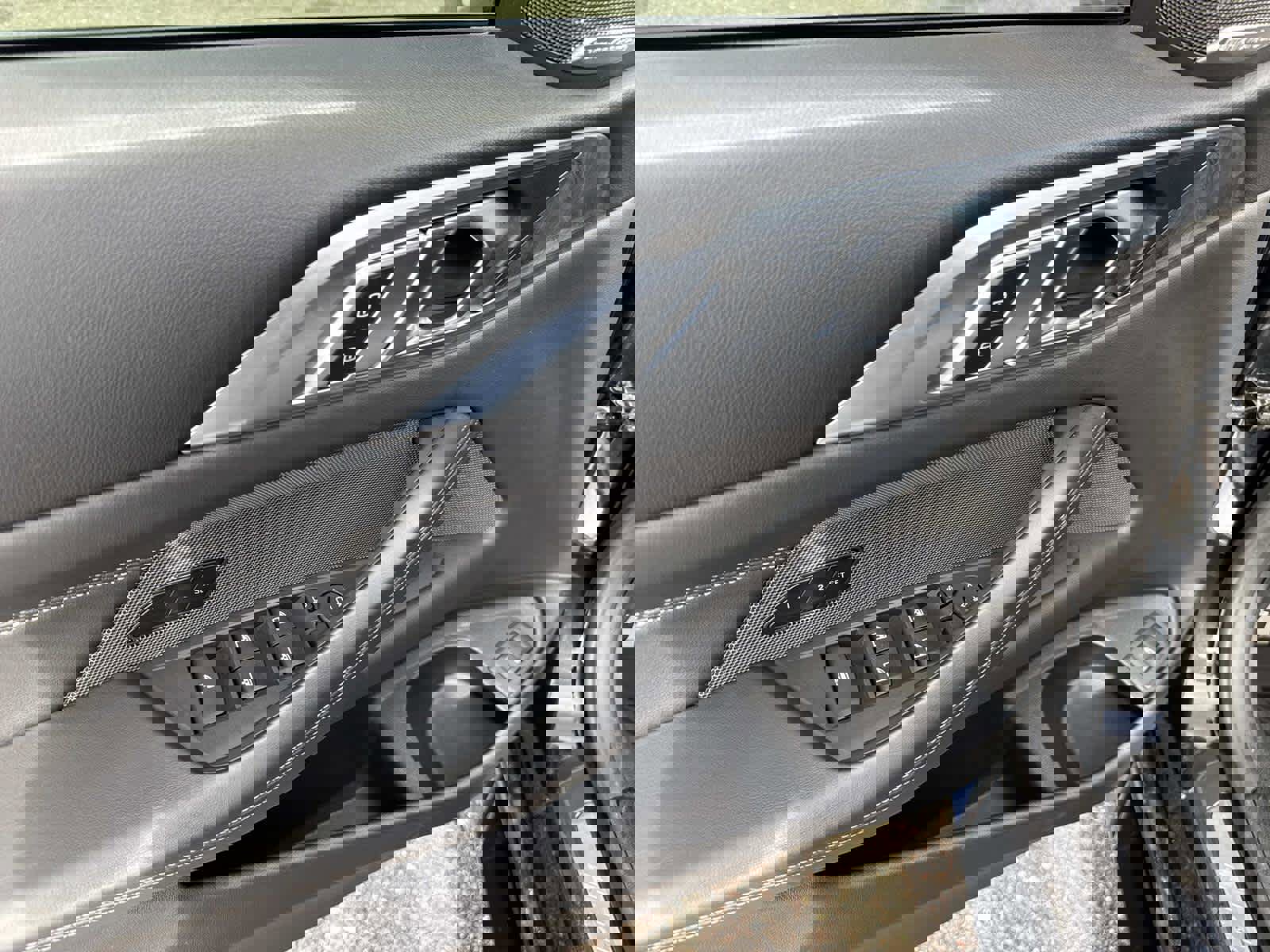 Used 2023 BMW M4 xDrive Competition w/ Executive Package image 15