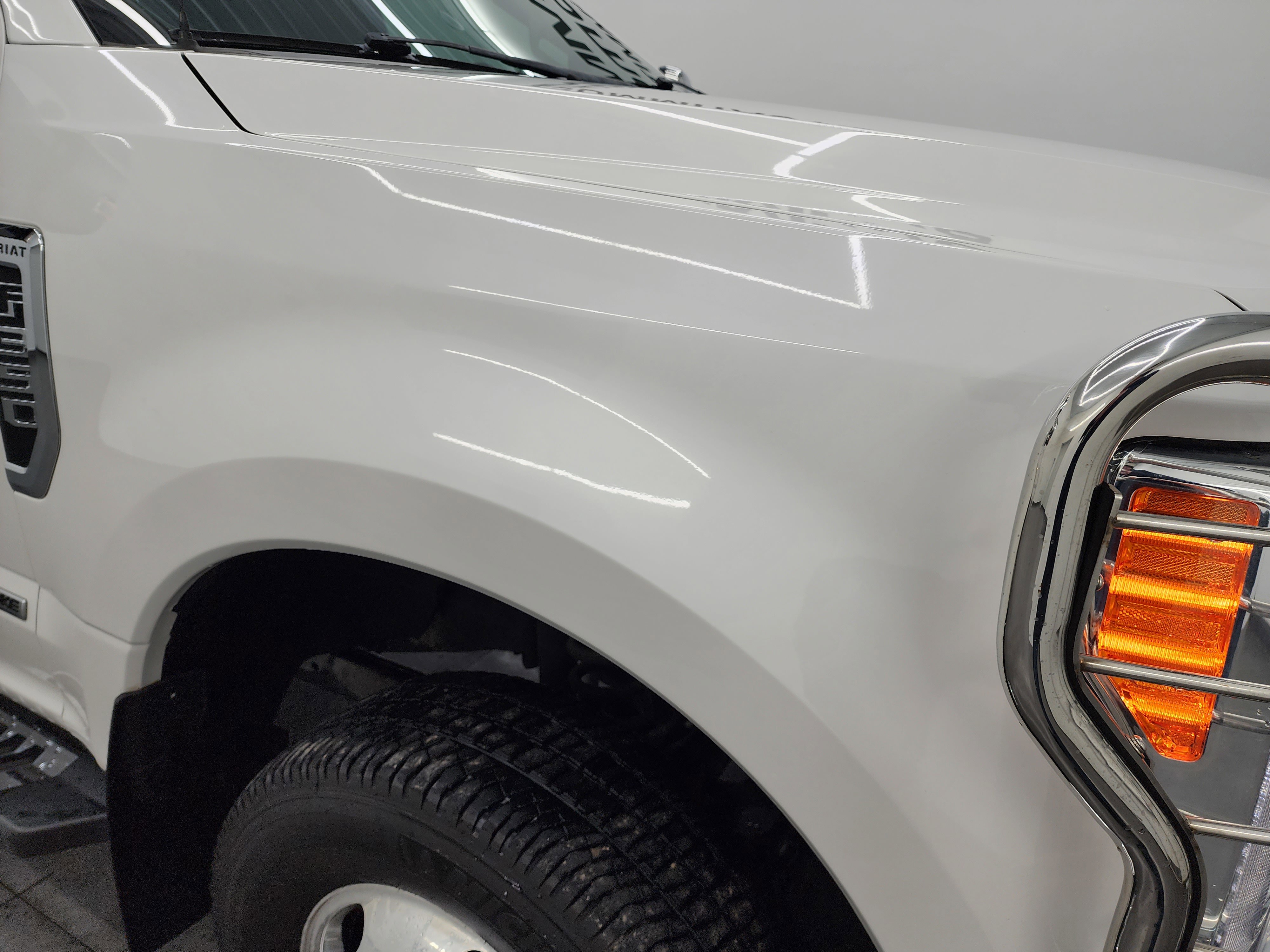 Used 2019 Ford F350 Lariat w/ Lariat Ultimate Package image 25