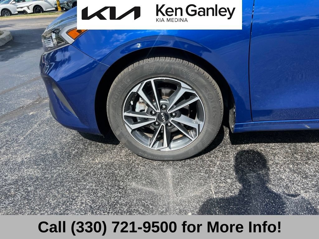 Certified 2023 Kia Forte LXS FWD image 17