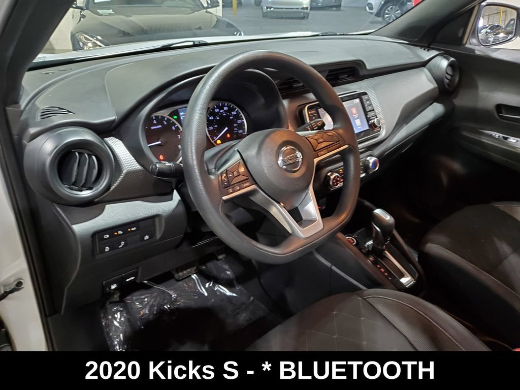 Used 2020 Nissan Kicks S FWD image 7