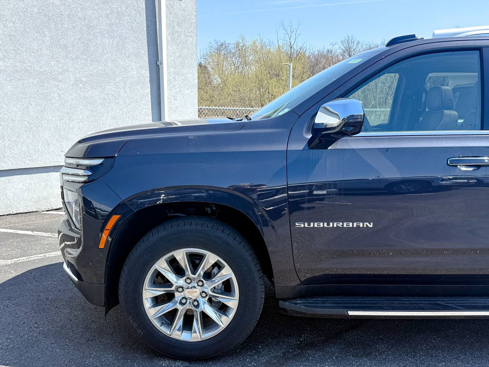 New 2026 Chevrolet Suburban Premier w/ Sun And Tow Package AWD/4WD image 9