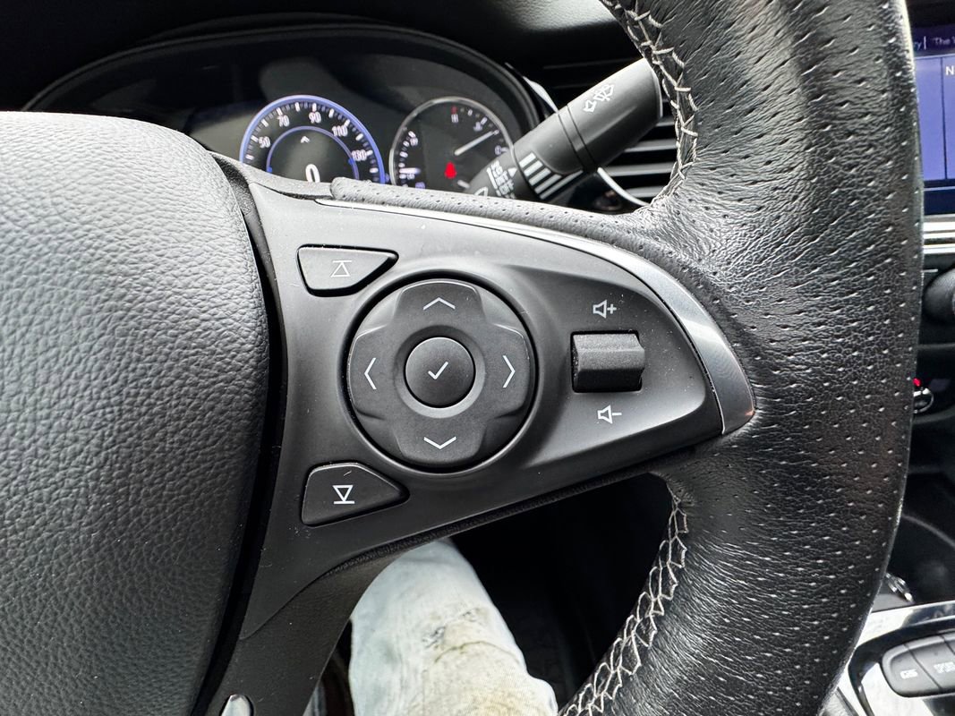 Used 2020 Buick Regal GS image 17
