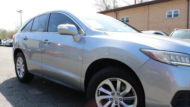 Used 2017 Acura RDX AWD image 3