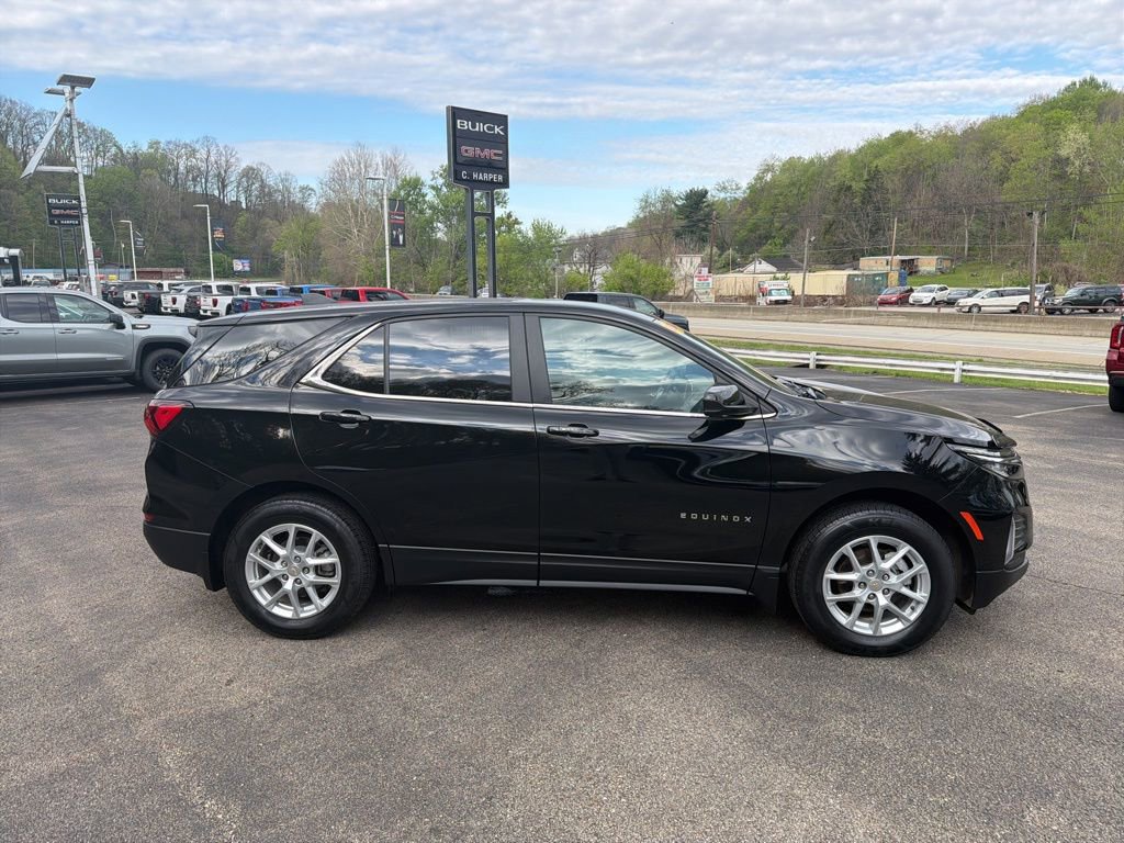 Used 2024 Chevrolet Equinox LT w/ LPO, Floor Liner Package AWD/4WD image 2