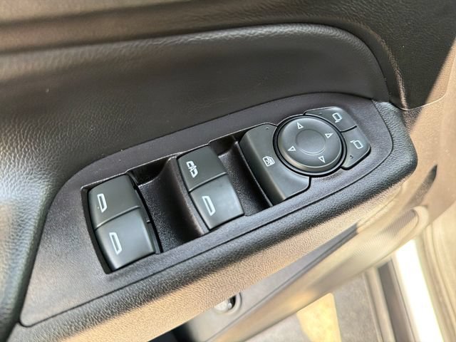 Used 2020 Chevrolet Equinox LT FWD image 17