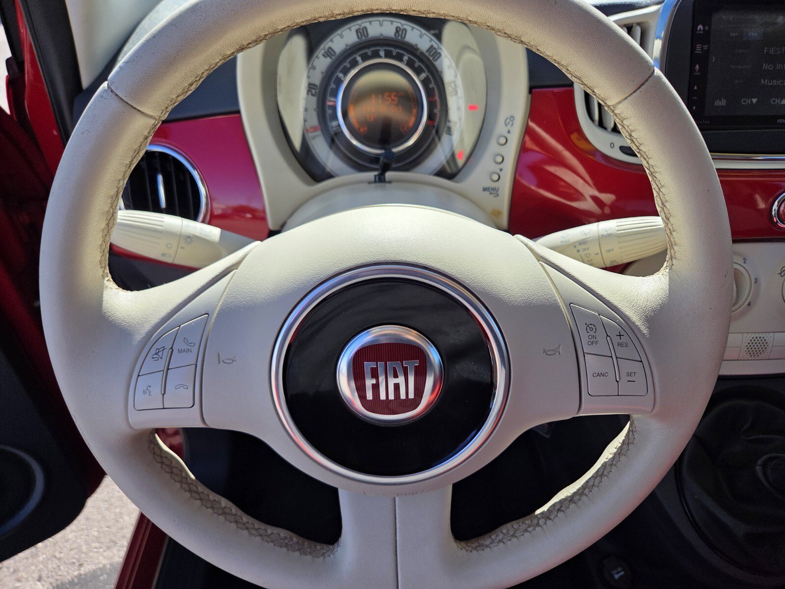 Used 2016 FIAT 500 Pop image 17