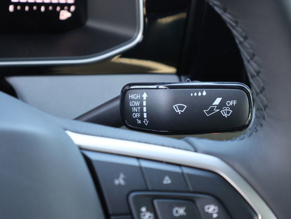 New 2026 Volkswagen Jetta SE image 32