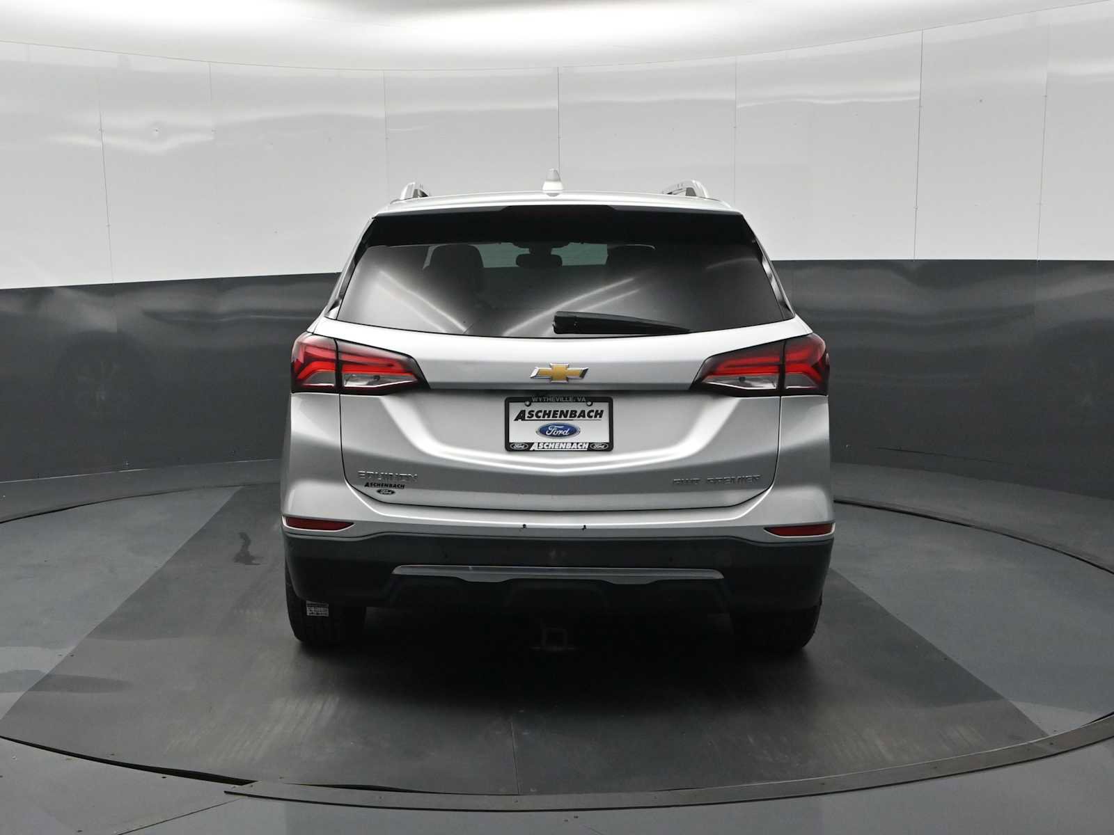 Used 2022 Chevrolet Equinox Premier AWD/4WD image 8