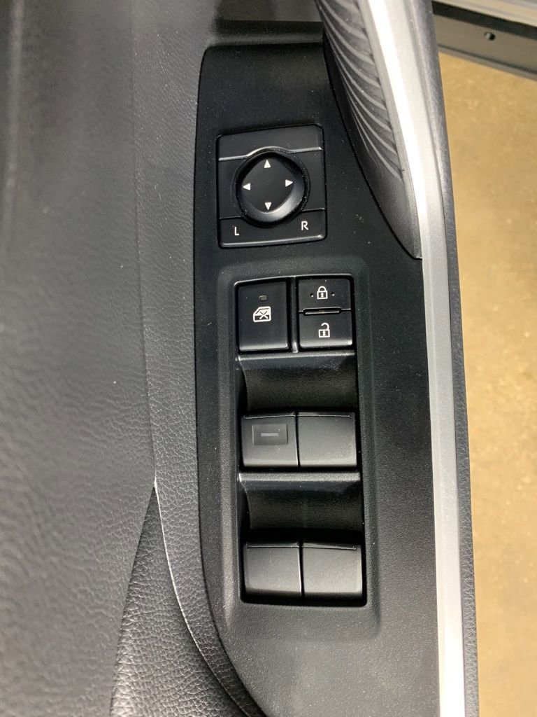 Used 2024 Toyota RAV4 LE image 17