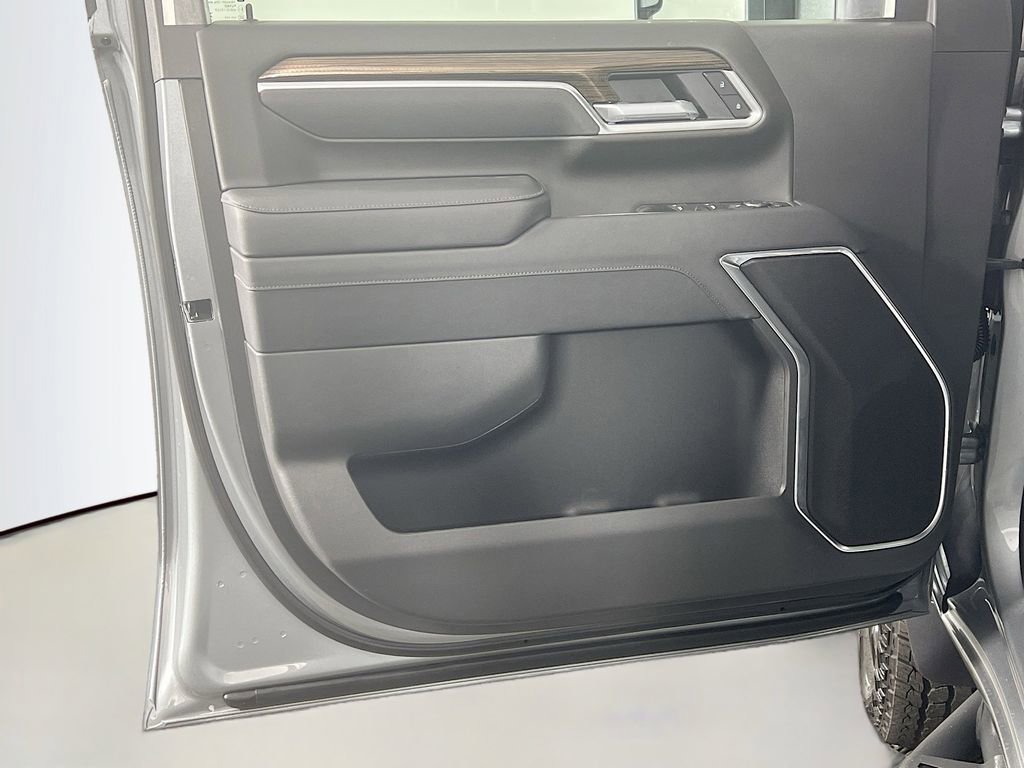 New 2026 Chevrolet Silverado 2500 LT AWD/4WD image 18