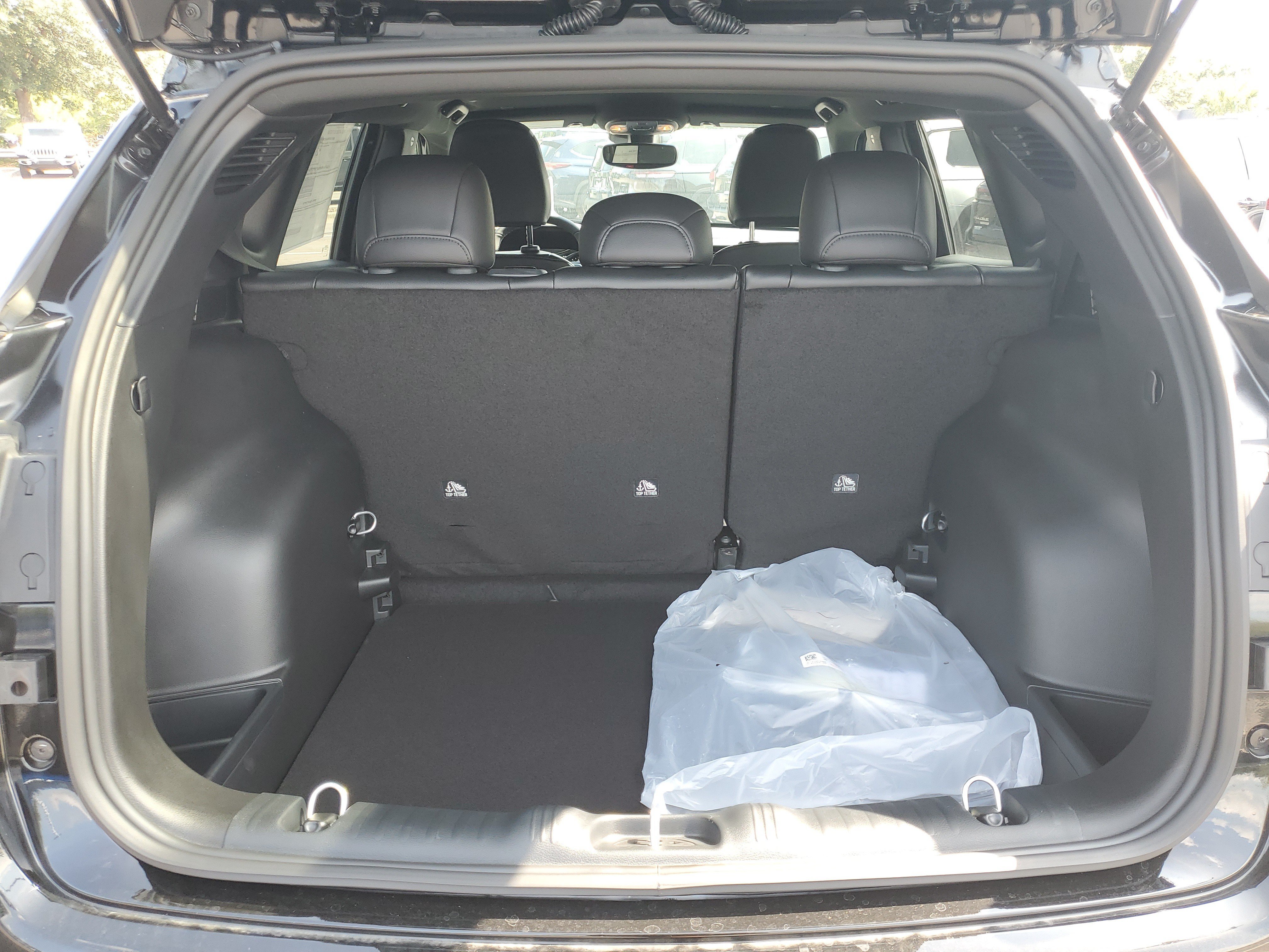 New 2026 Jeep Compass Latitude AWD/4WD image 7