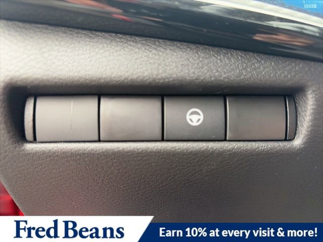 New 2026 Nissan Kicks SR w/ Cold Weather Package image 17