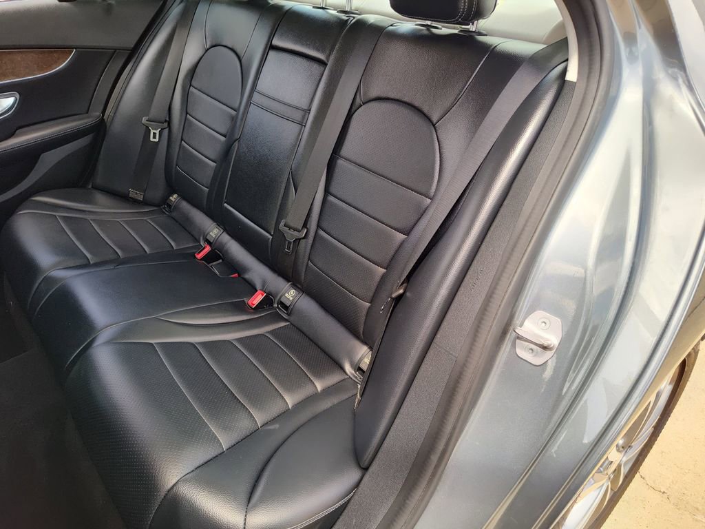 Used 2017 Mercedes-Benz C 300 Sedan image 29