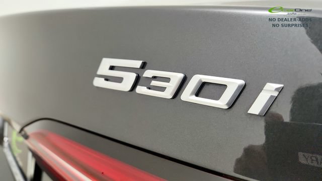 Used 2026 BMW 530i w/ M Sport Package RWD image 32