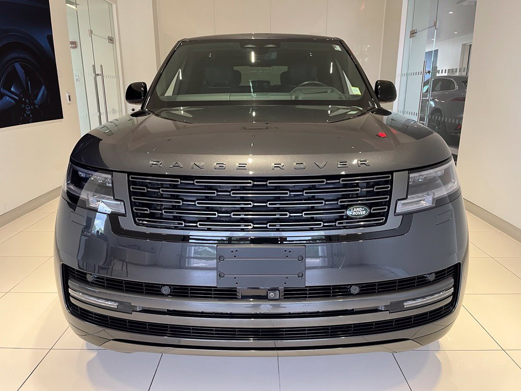 Used 2024 Land Rover Range Rover Autobiography AWD/4WD image 8