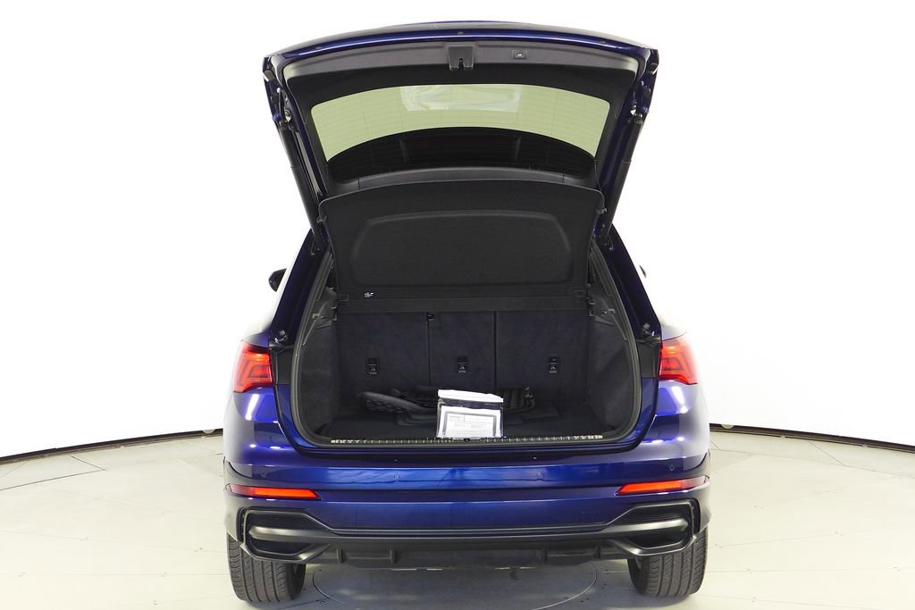 Used 2022 Audi Q3 2.0T Premium w/ Convenience Package image 10