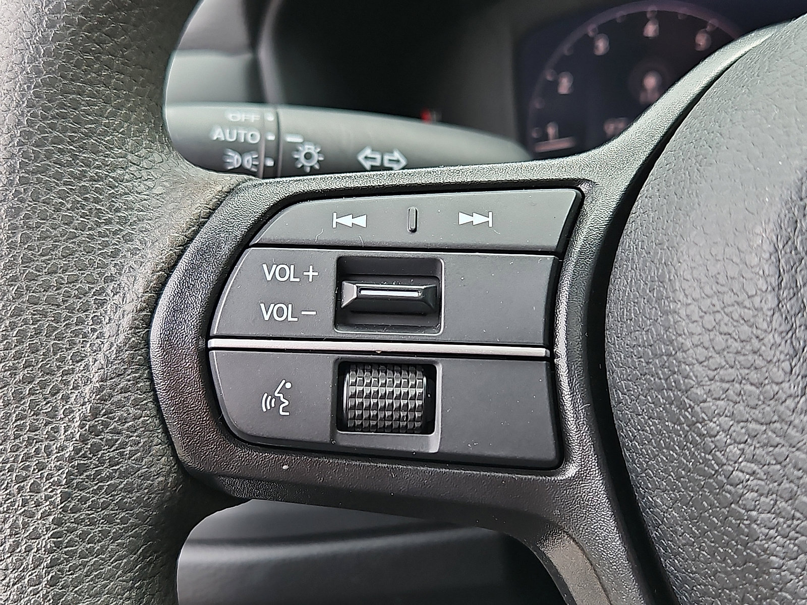 Used 2024 Honda Accord EX image 23