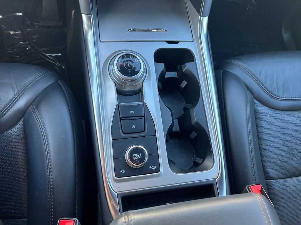 Used 2023 Ford Explorer Platinum w/ Technology Package image 22