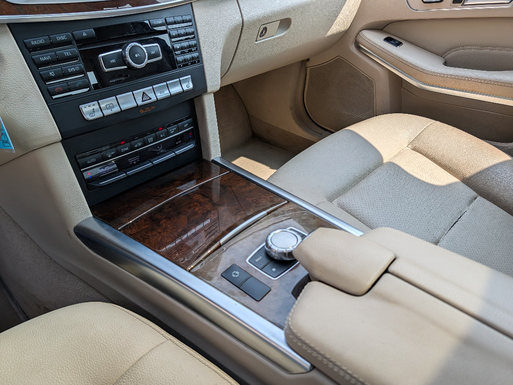 Used 2015 Mercedes-Benz E 350 4MATIC Sedan w/ Premium 1 Package image 21