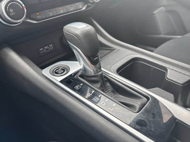 Used 2022 Nissan Sentra SV FWD image 21