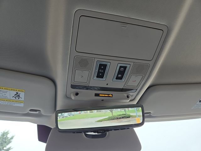 Used 2020 Land Rover Defender 110 HSE image 29