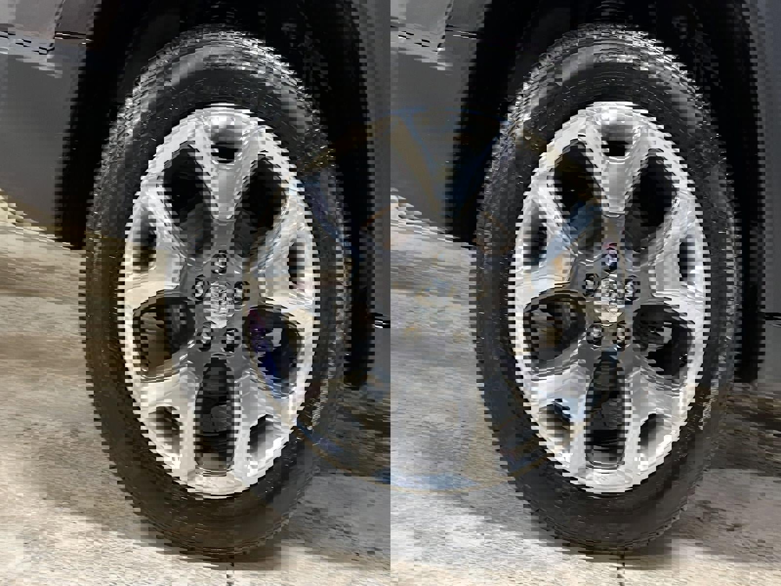 Used 2019 Jeep Compass Limited image 24