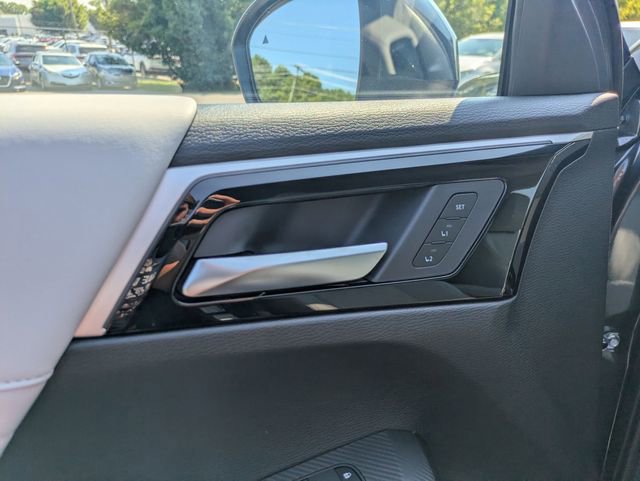 New 2025 Mitsubishi Outlander SEL image 12