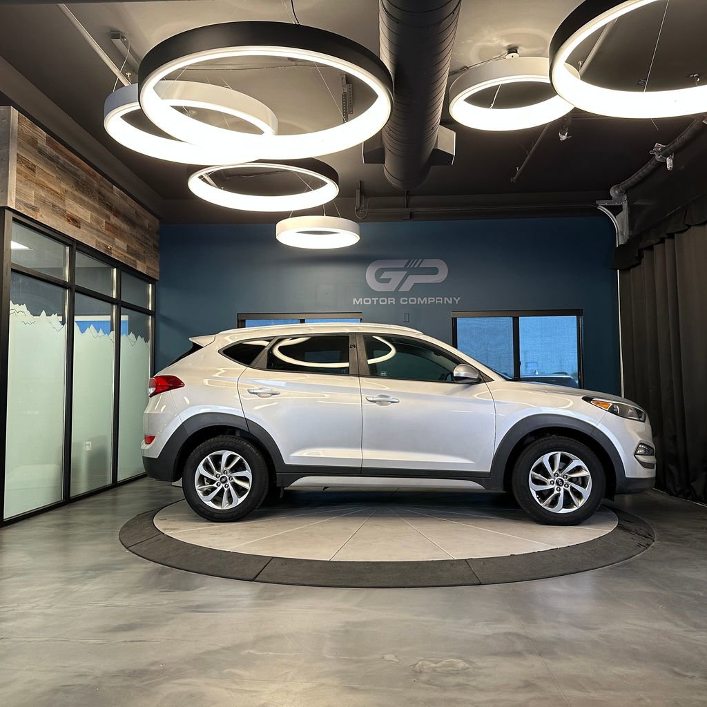 Used 2018 Hyundai Tucson SEL AWD/4WD image 2