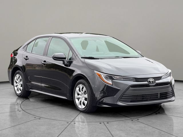 Certified 2025 Toyota Corolla LE FWD image 8