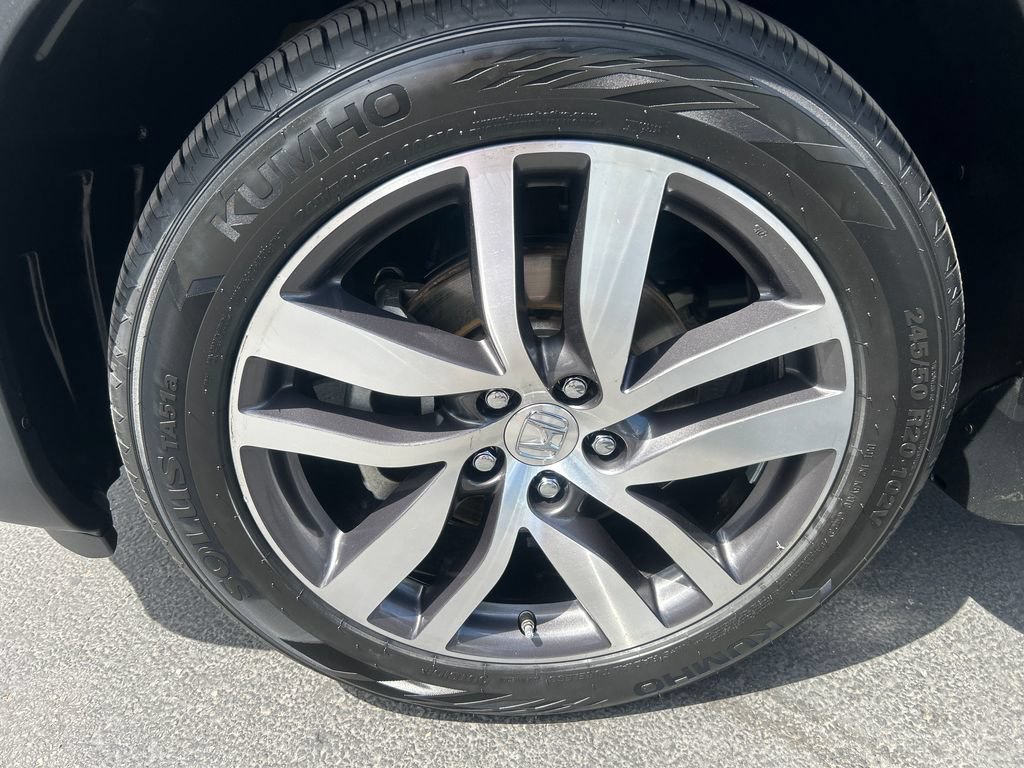 Used 2018 Honda Pilot Elite image 15