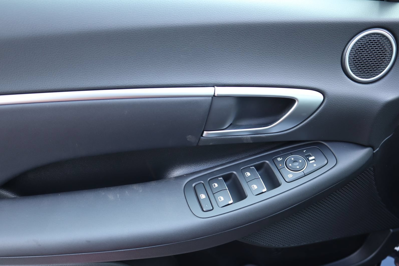 New 2026 Hyundai Sonata SEL FWD image 20