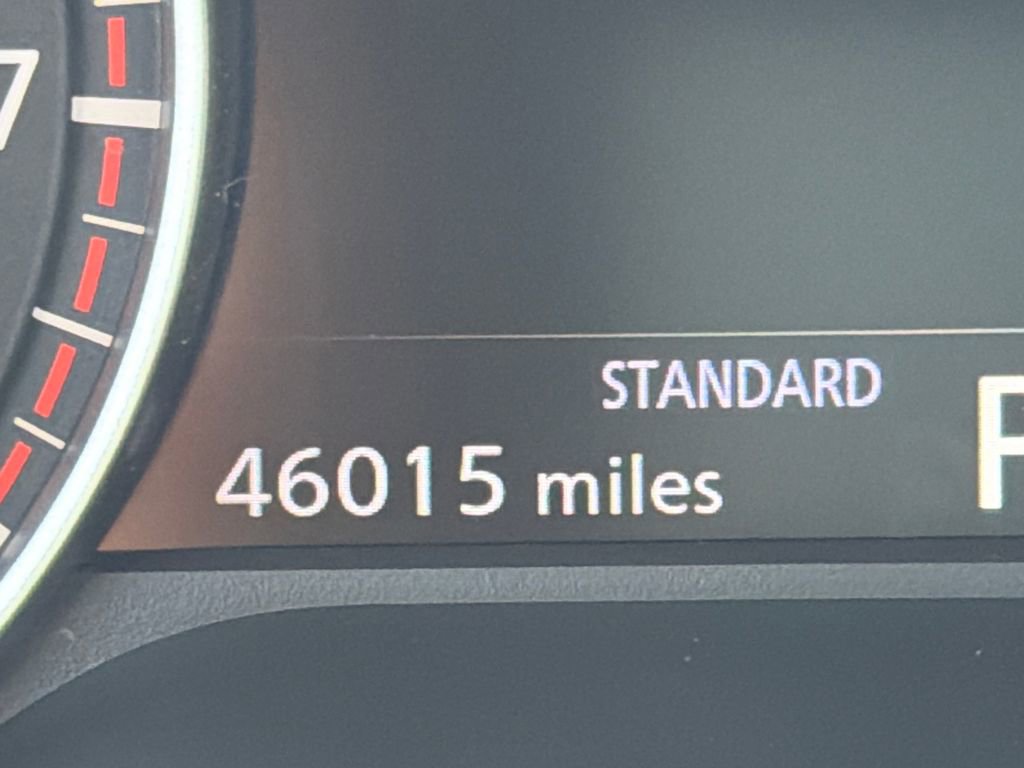 Used 2024 Nissan Pathfinder SV image 30