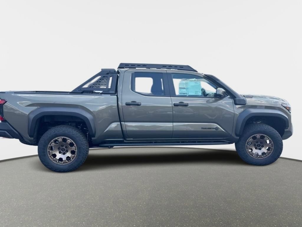 New 2025 Toyota Tacoma Trailhunter image 7