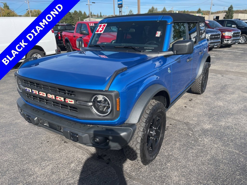 Used 2023 Ford Bronco Black Diamond image 1