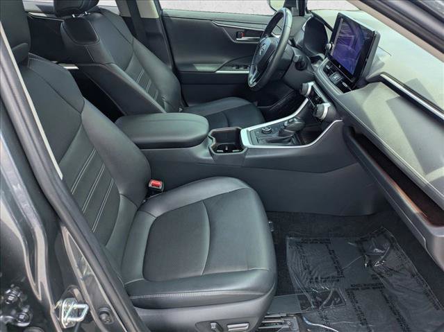 Used 2024 Toyota RAV4 Limited AWD/4WD image 21