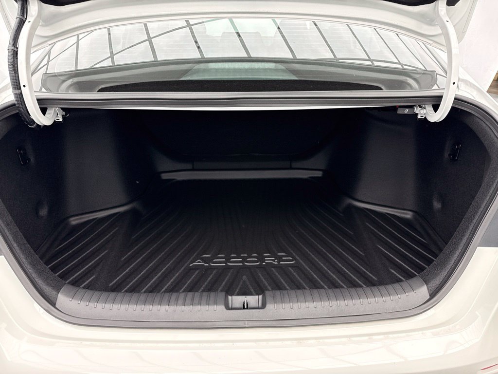 New 2026 Honda Accord LX image 8