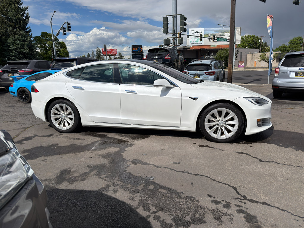 Used 2019 Tesla Model S Long Range AWD/4WD image 9