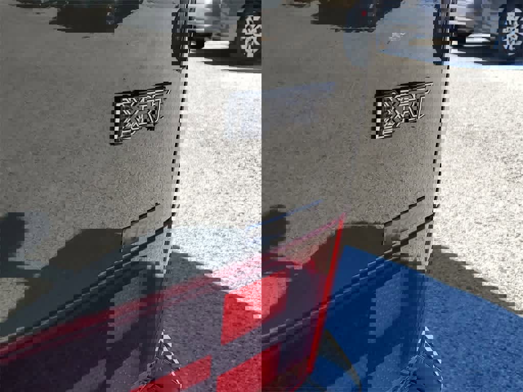 Used 2025 Hyundai Santa Fe XRT image 6