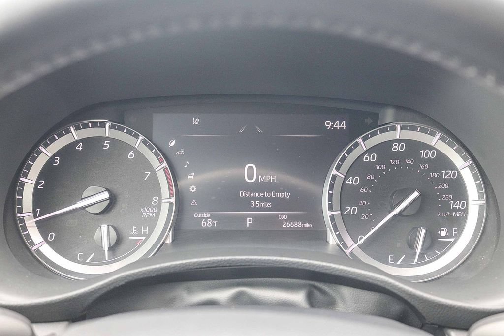 Used 2022 Toyota Highlander XSE FWD image 28
