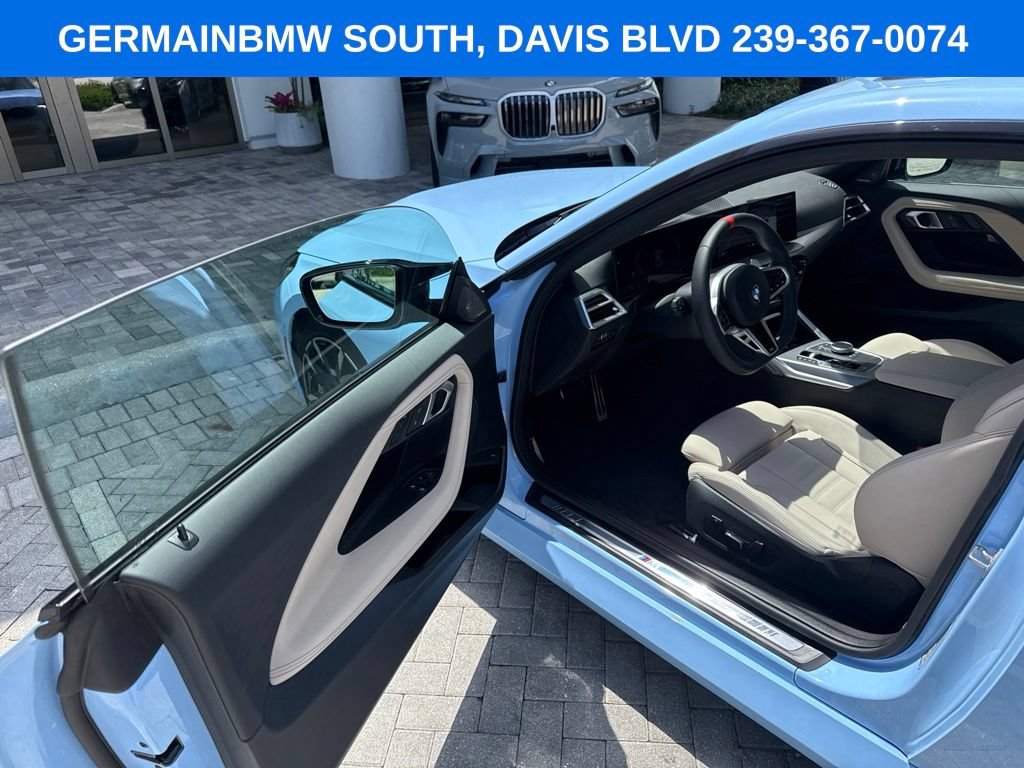 Used 2025 BMW M240i Coupe w/ Premium Package RWD image 10