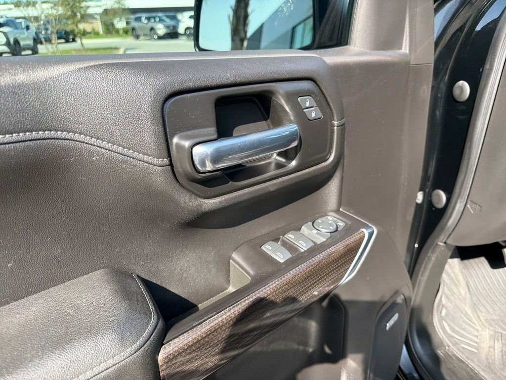 Used 2020 Chevrolet Silverado 1500 LT Trail Boss image 14