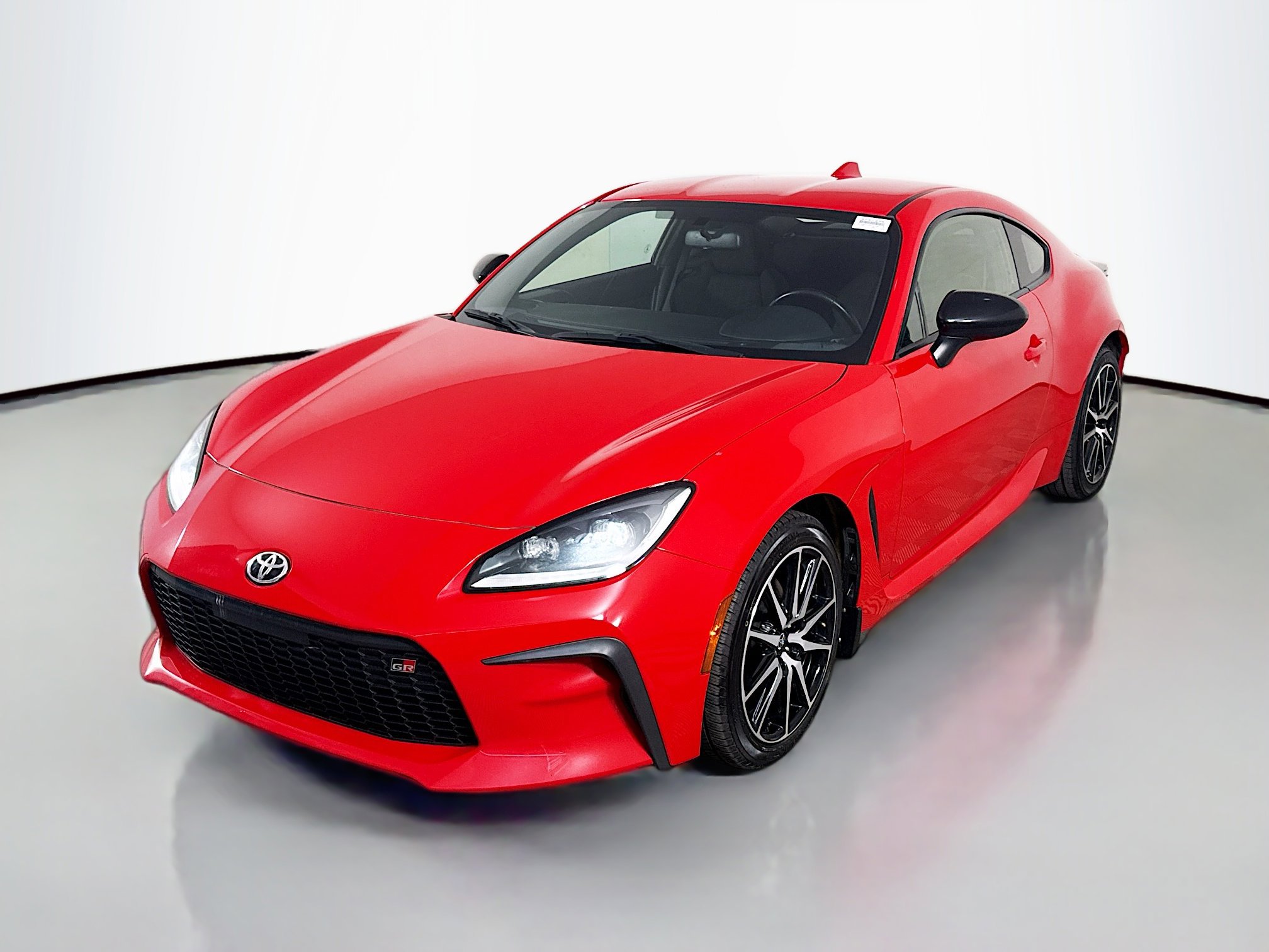 Used 2022 Toyota GR86 image 4